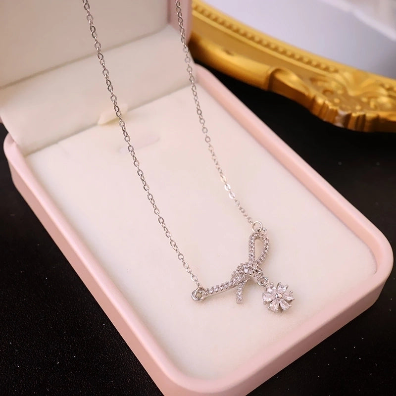 304 Stainless Steel Copper 18K Gold Plated K Gold Plated Inlay Bow Knot Zircon Pendant Necklace