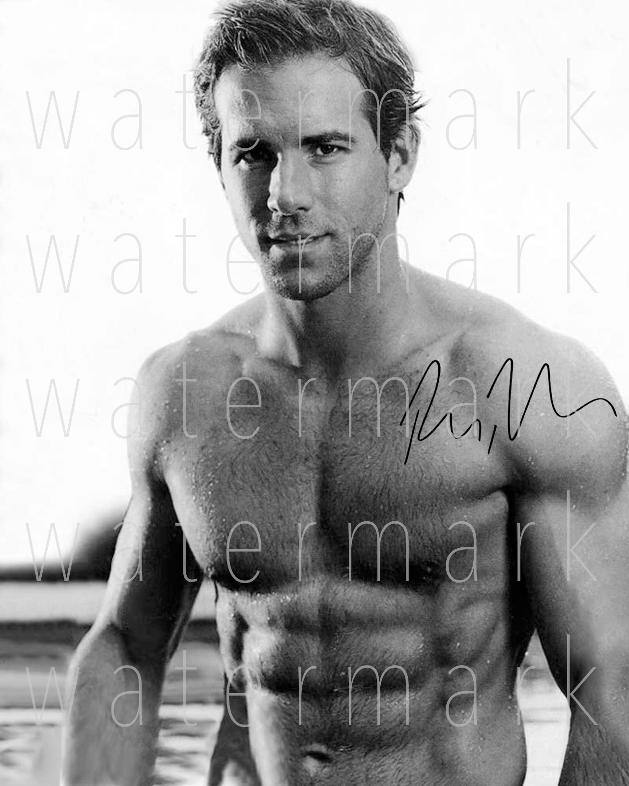 Ryan Reynolds signed 8x10 Photo Poster painting picture poster autograph RP