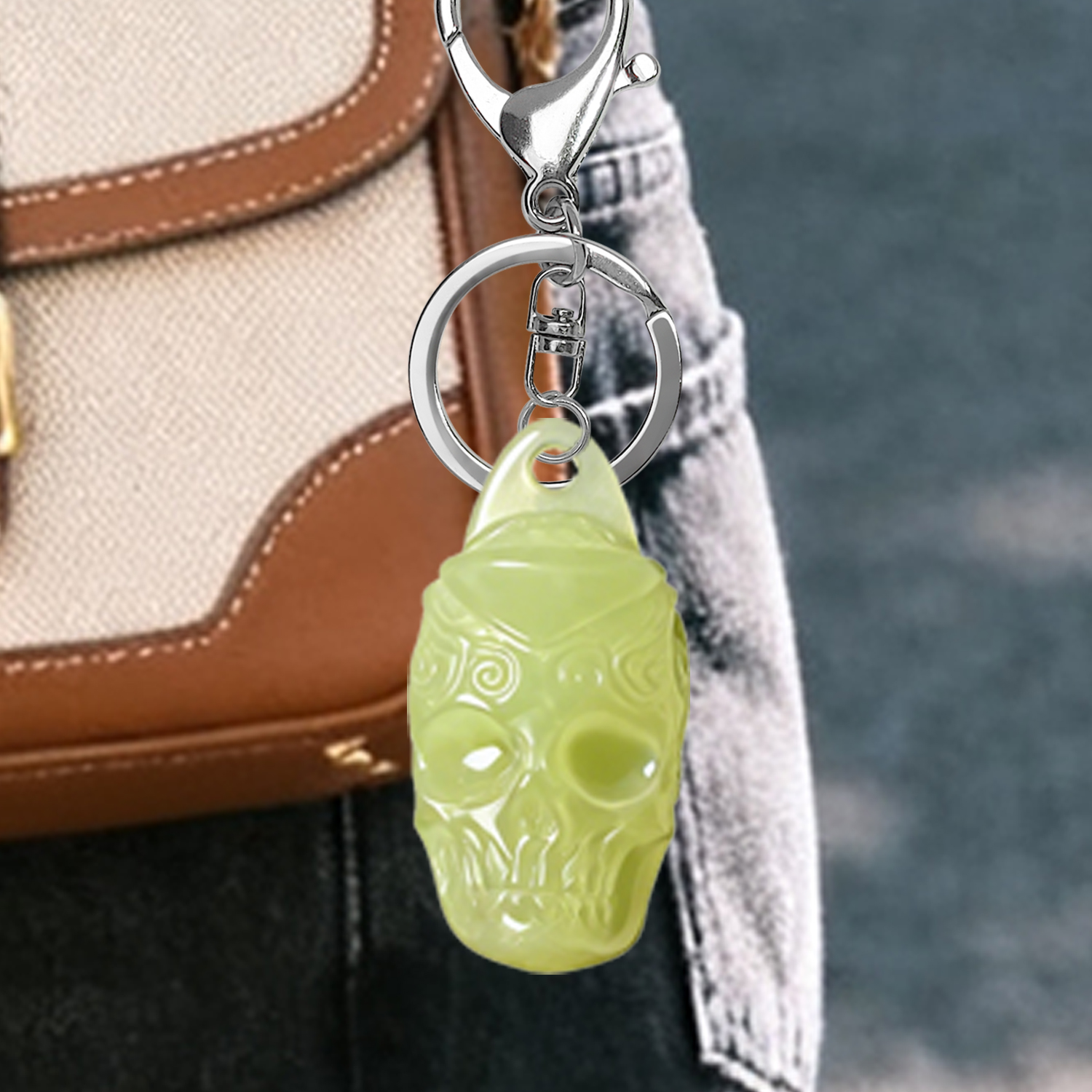 Glow In The Dark Key Chain Skull D