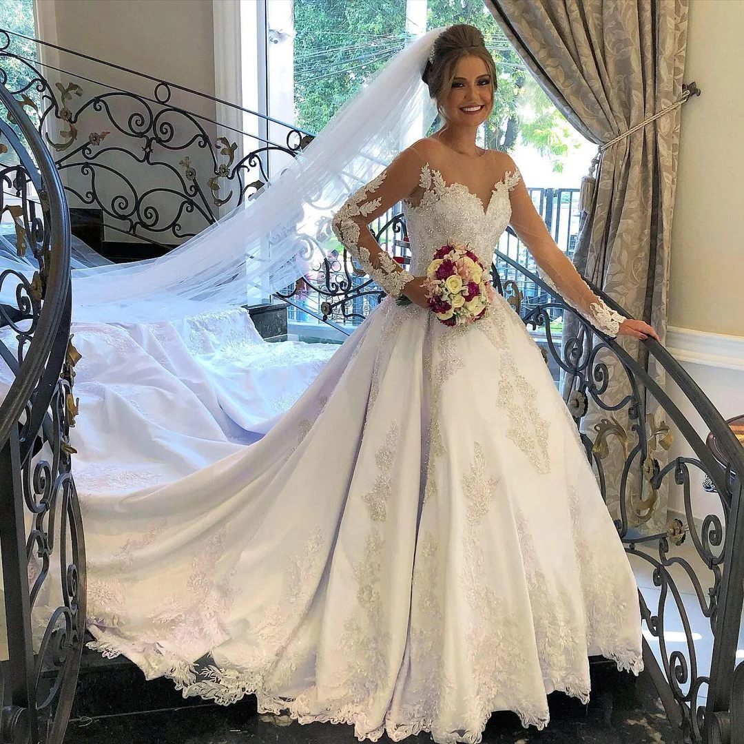 Long sleeve hotsell sweetheart wedding dress