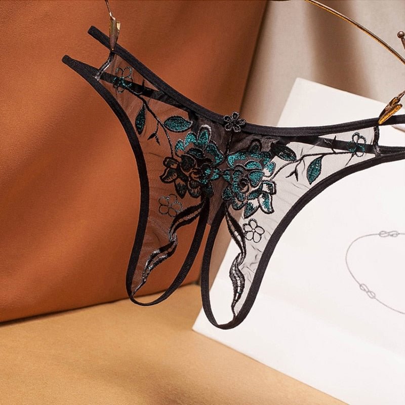 Women's briefs sexy French embroidery sexy mesh hollow out free off thong low waist transparent t pants G-String 530-1