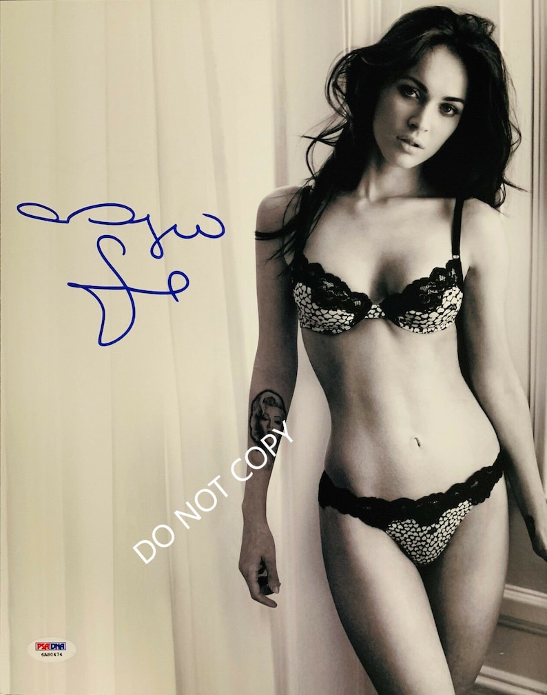 Megan Fox 8 x10 20x25 cm Autographed Hand Signed Photo Poster painting