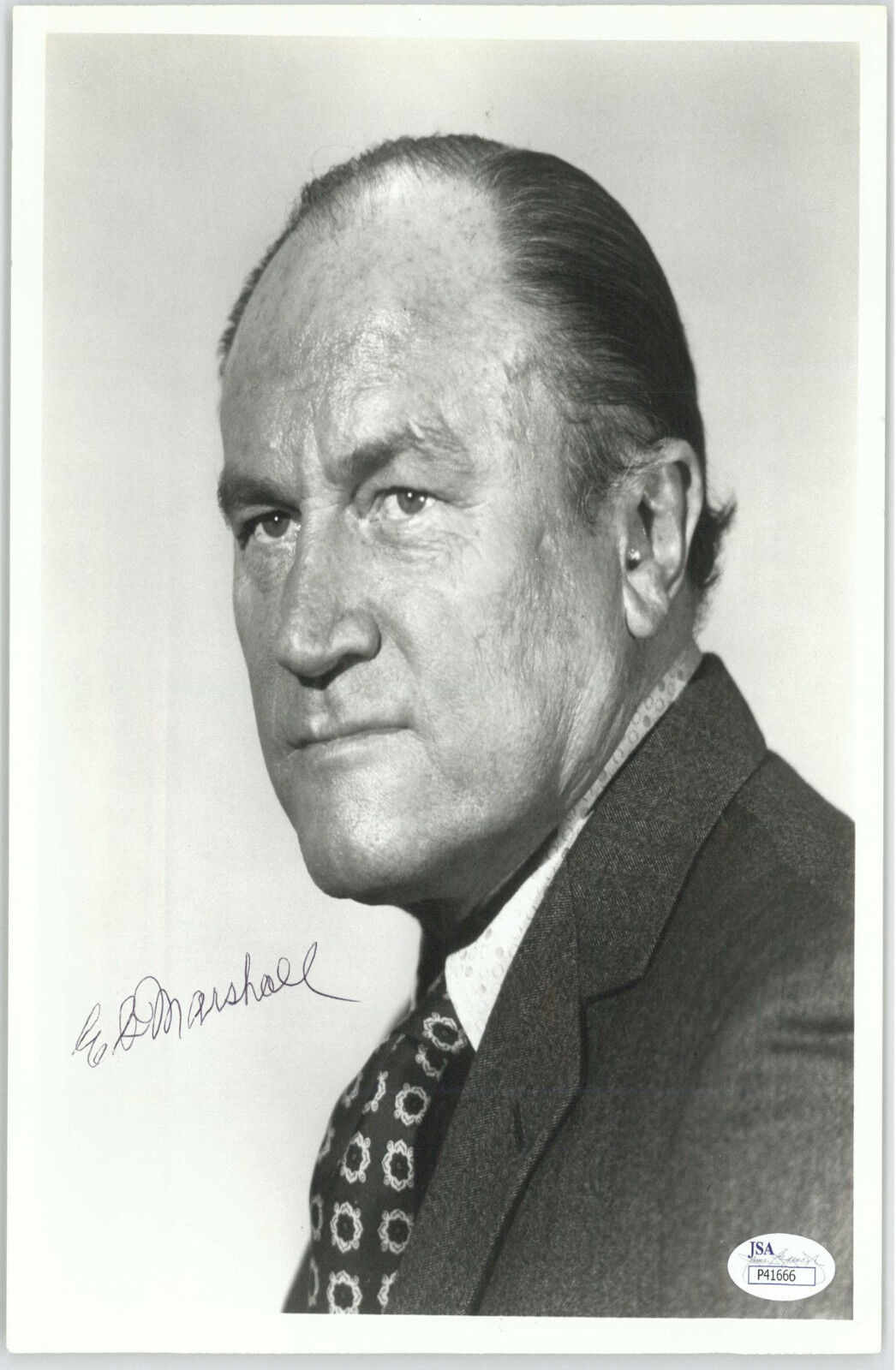 E.G. MARSHALL ACTOR, (DECEASED) AUTOGRAPHED SIGNED VINTAGE 8X10 JSA COA #P41666