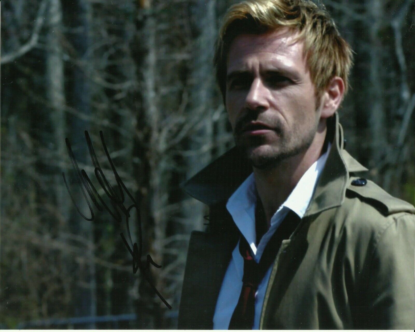 MATT RYAN SIGNED LEGENDS OF TOMORROW / CONSTANTINE Photo Poster painting UACC REG 242 (2)