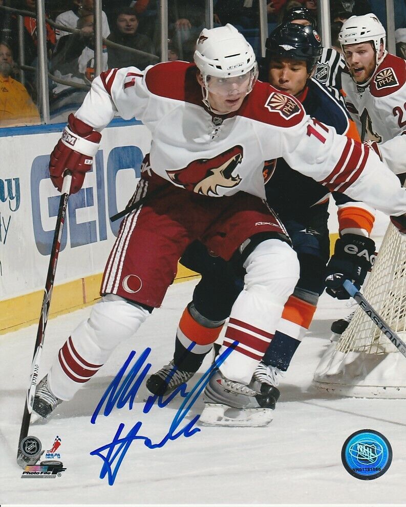 MARTIN HANZAL SIGNED PHOENIX COYOTES 8x10 Photo Poster painting! ARIZONA Autograph