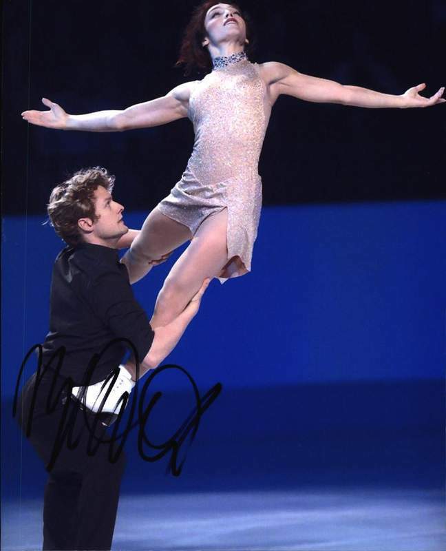 Meryl Davis authentic signed celebrity 8x10 Photo Poster painting W/Cert Autograph 486