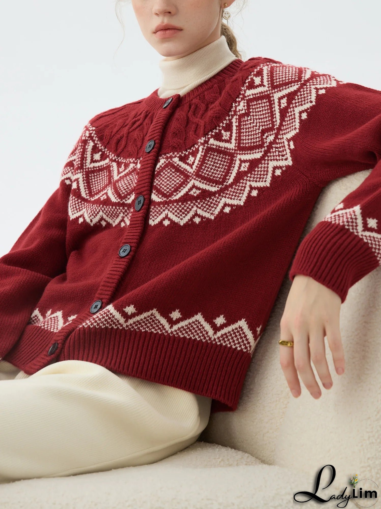 Sheep Wool Round Neck Cable Cardigan