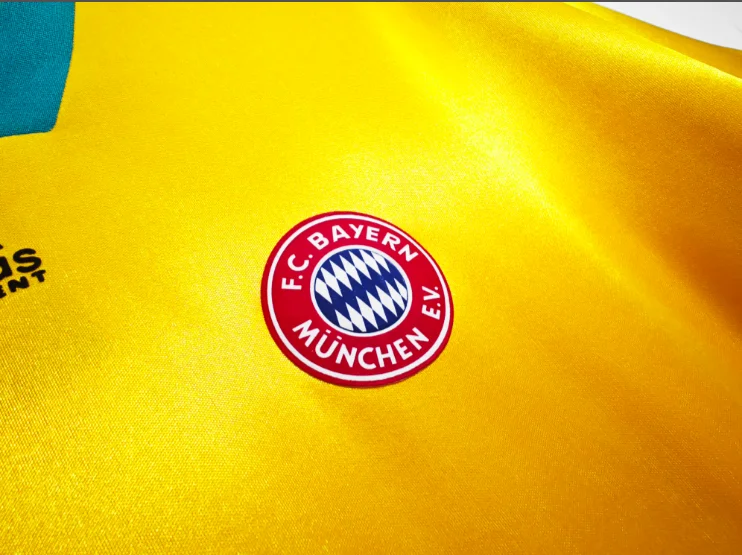 Retro Bayern Munich 93/95 Away Football Shirt Thai Quality