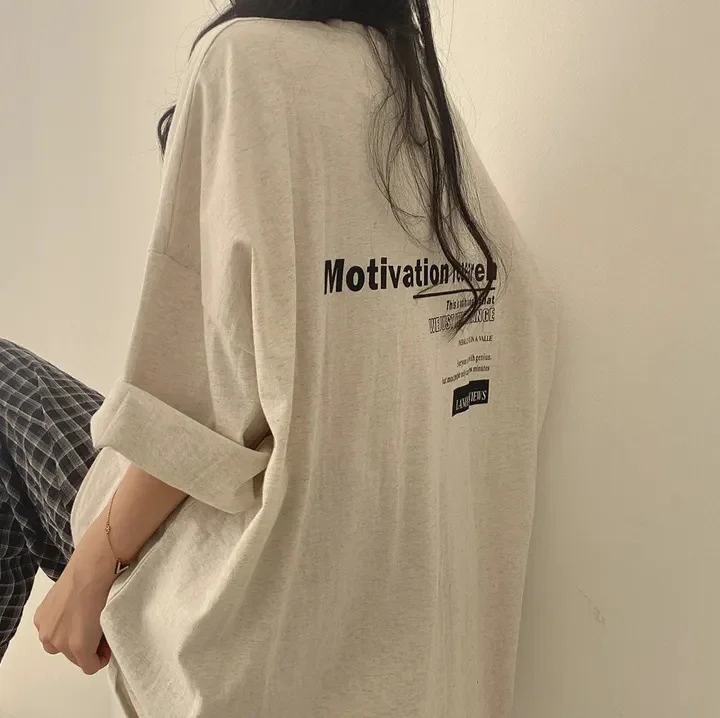 お洒落コーデ アルファベット 半袖 コーディネート 新作 ゆったりトップス おしゃれ ファッション 人気  Tシャツ
