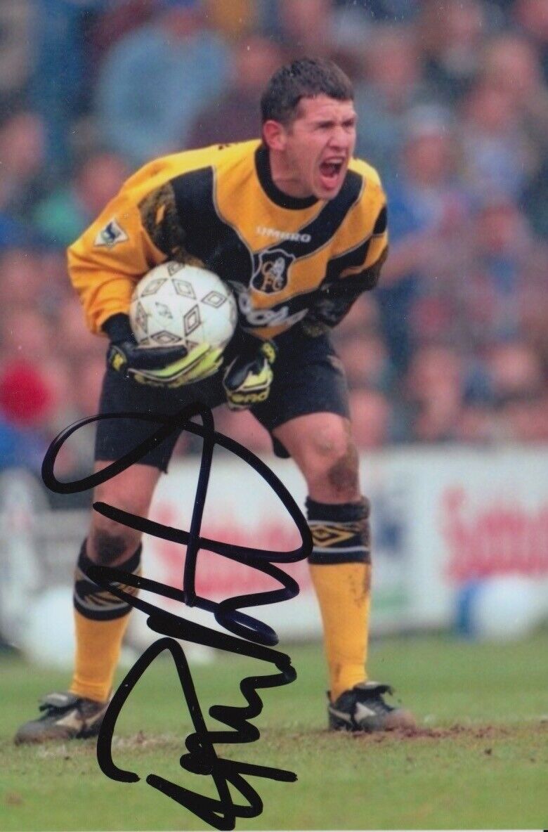 KEVIN HITCHCOCK HAND SIGNED 6X4 Photo Poster painting CHELSEA FOOTBALL AUTOGRAPH