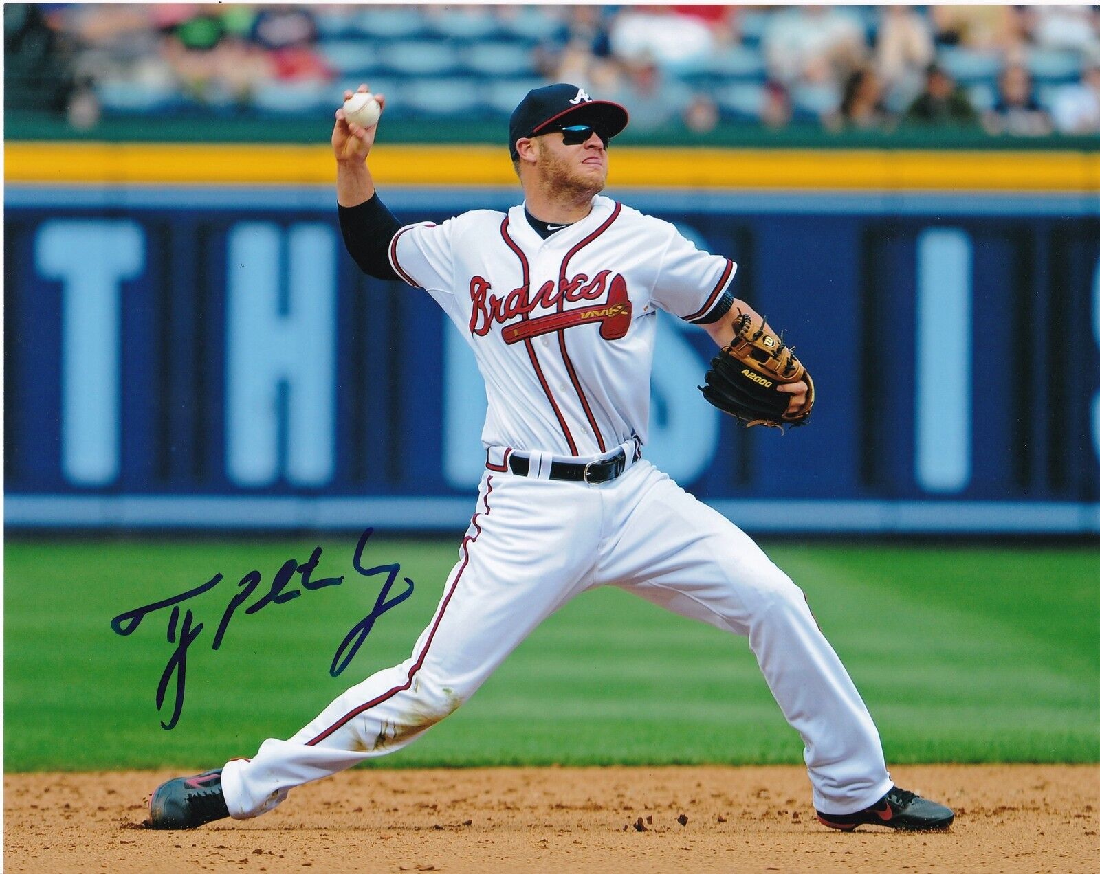 TYLER PASTORNICKY ATLANTA BRAVES ACTION SIGNED 8x10