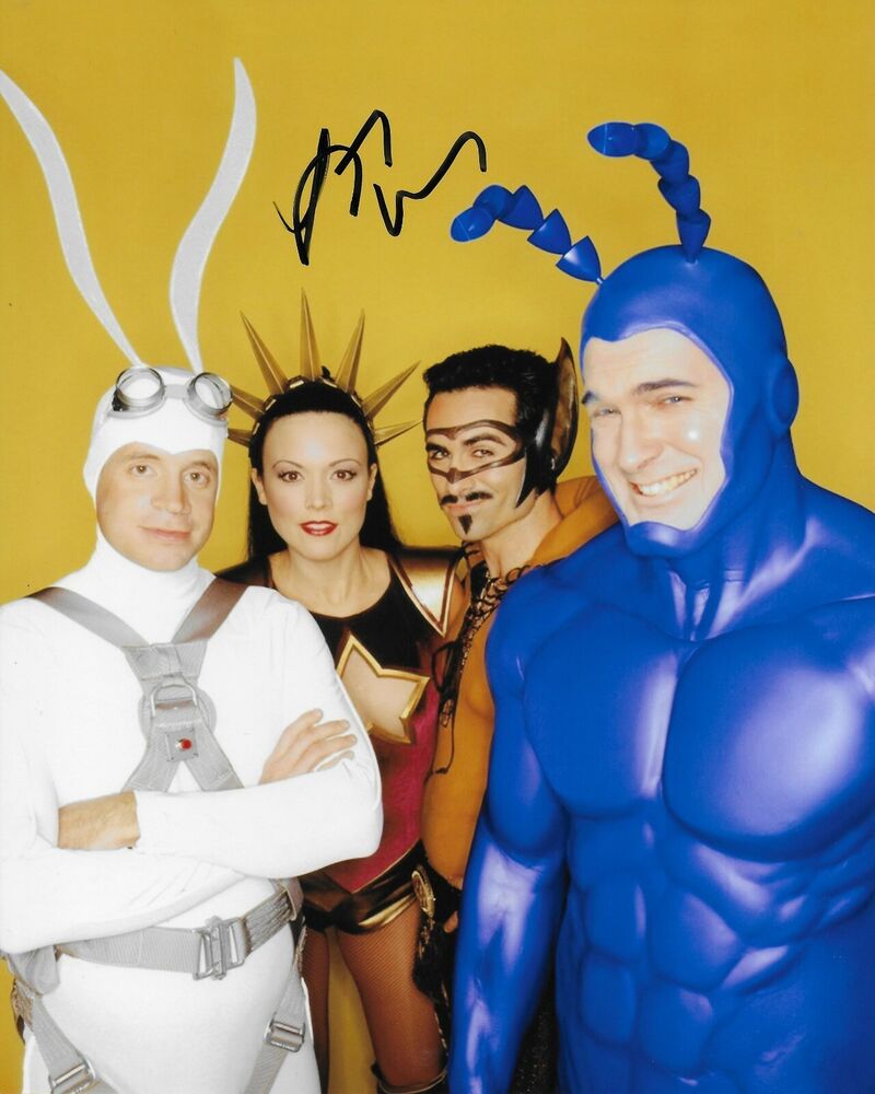 Liz Vassey The Tick Original Autographed 8X10 Photo Poster painting #3