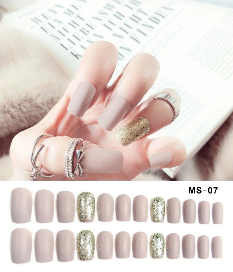 24Pc Matte Fake Nail Art Decoration Red Green White Chic Long Square Head Press on Full Cover False Nails Tips with Glue Sticker-Nail Inspo