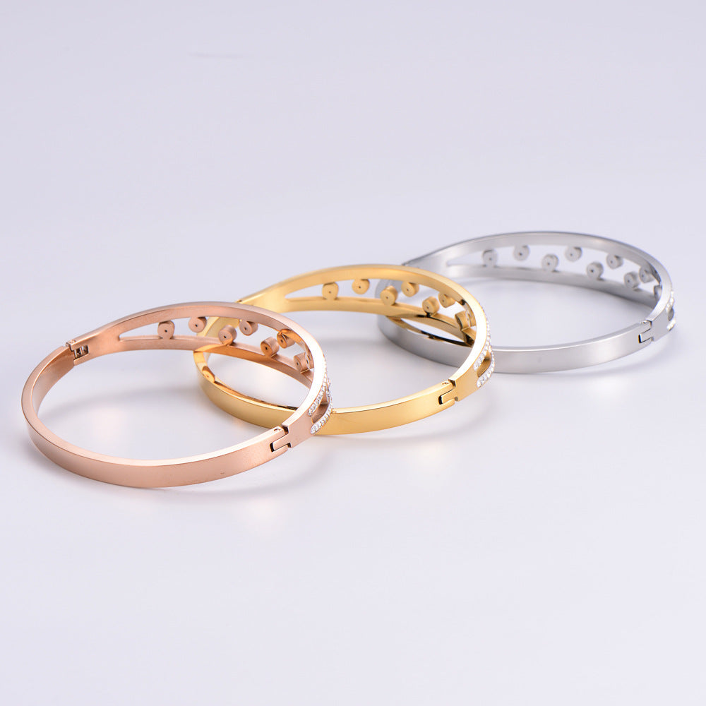 Fashion Women Metal Diamond Heart Titanium Steel Electroplating Bangles3