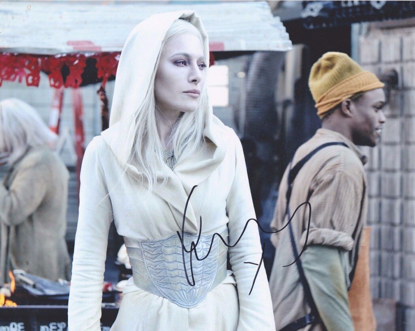 Signed Original Color Photo Poster painting of Jaimie Murray of Defiance