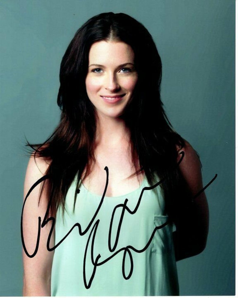 Bridget regan signed autographed 8x10 Photo Poster painting