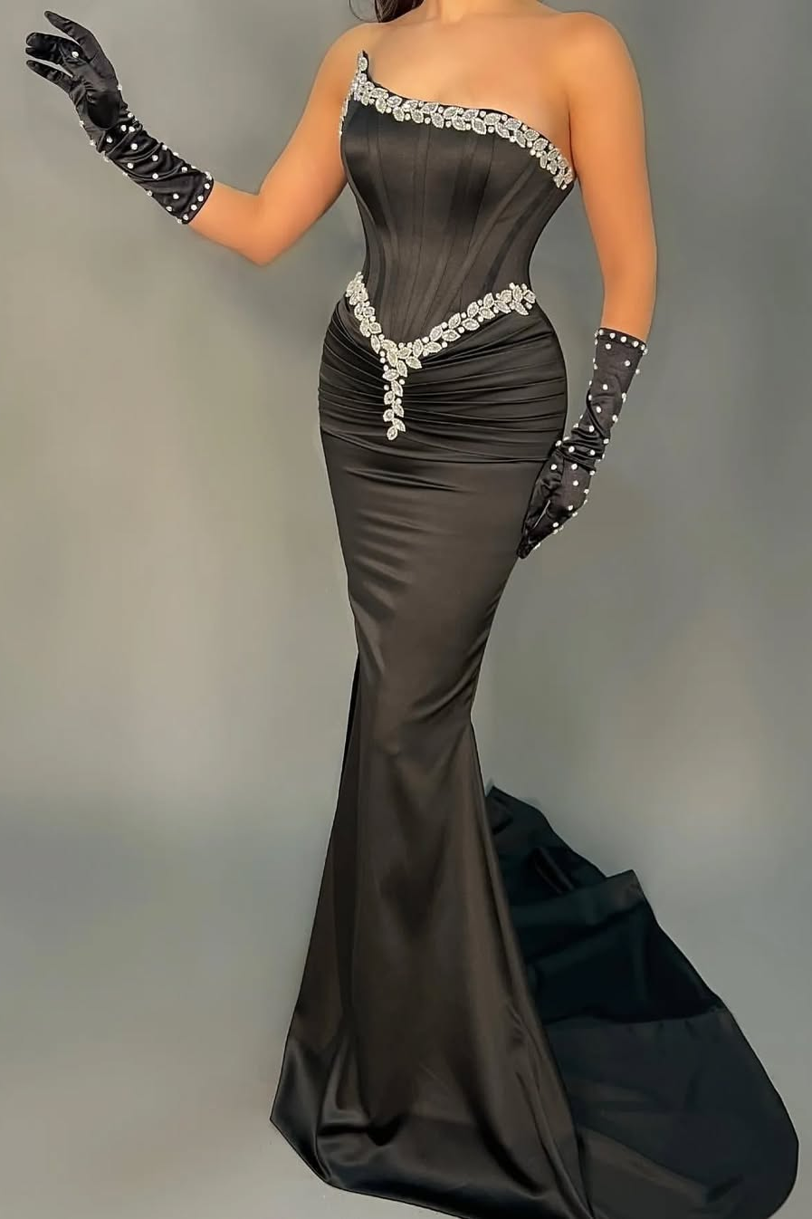 Lussooy Charming Black Satin Mermaid Beadings Prom Dress with Gloves  