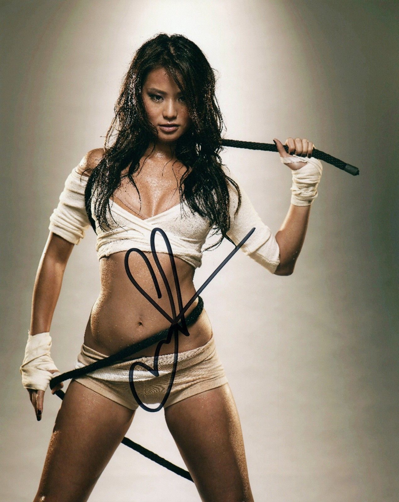 JAMIE CHUNG * AUTHENTIC AUTOGRAPH 8X10 SUPER HOT W/COA