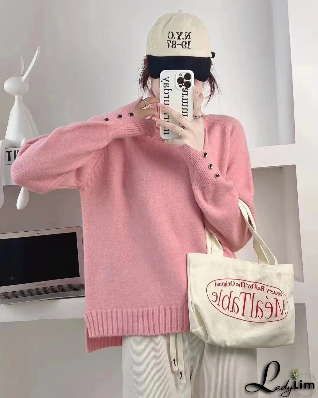 Knitted shirt with double neck pullover and long sleeves with split hem