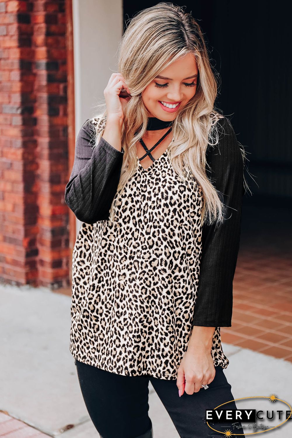Leopard Choker Crisscross Contrast 3/4 Sleeve Leopard Print Top