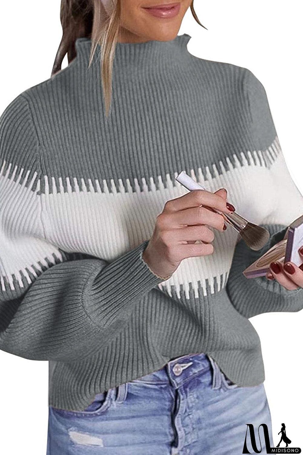 MidiSono - Color Block High Neck Pullover Sweater