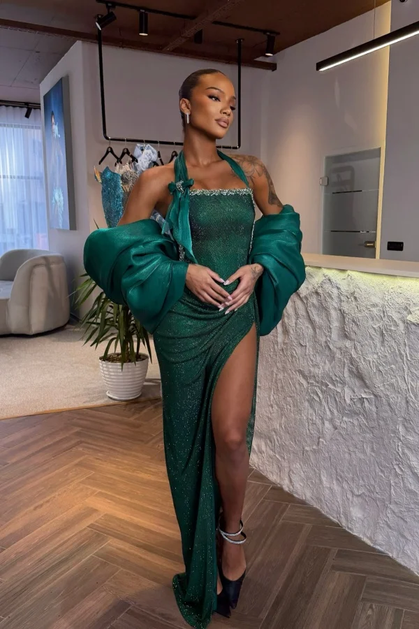 Emerald Halter Neck Strapless Sleeveless Long Sheath Prom Dress With Pleated And Split | YC0237 Wellcucu