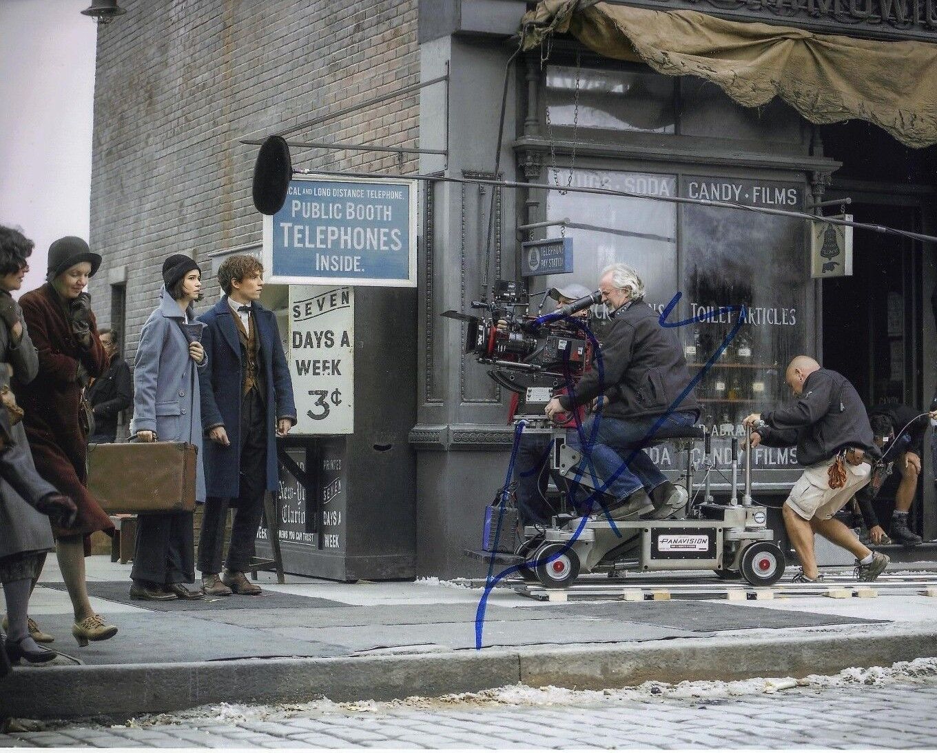 Eddie Redmayne Signed 10X8 Photo Poster painting Fantastic Beasts & Where to Find Them COA 5124