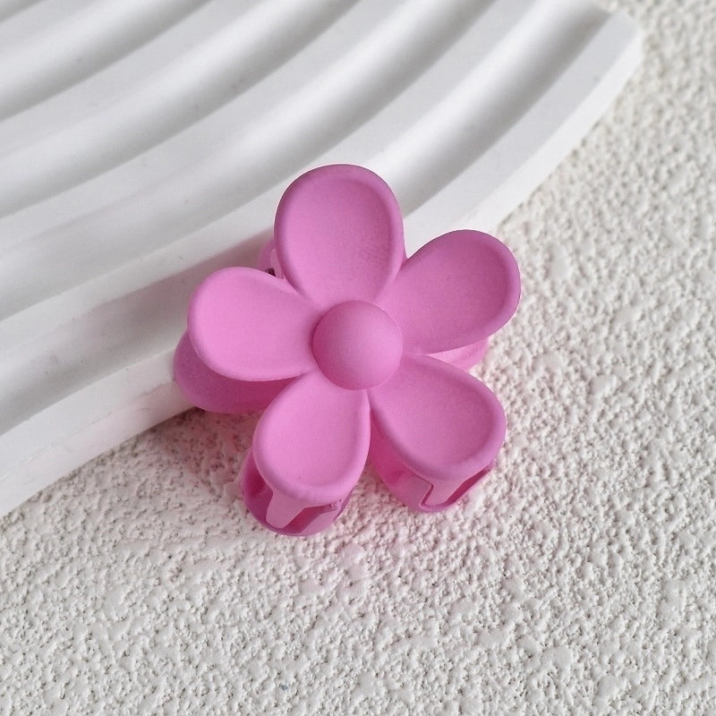 Women’s Sweet Flower Plastic Stoving Varnish Hair Claws