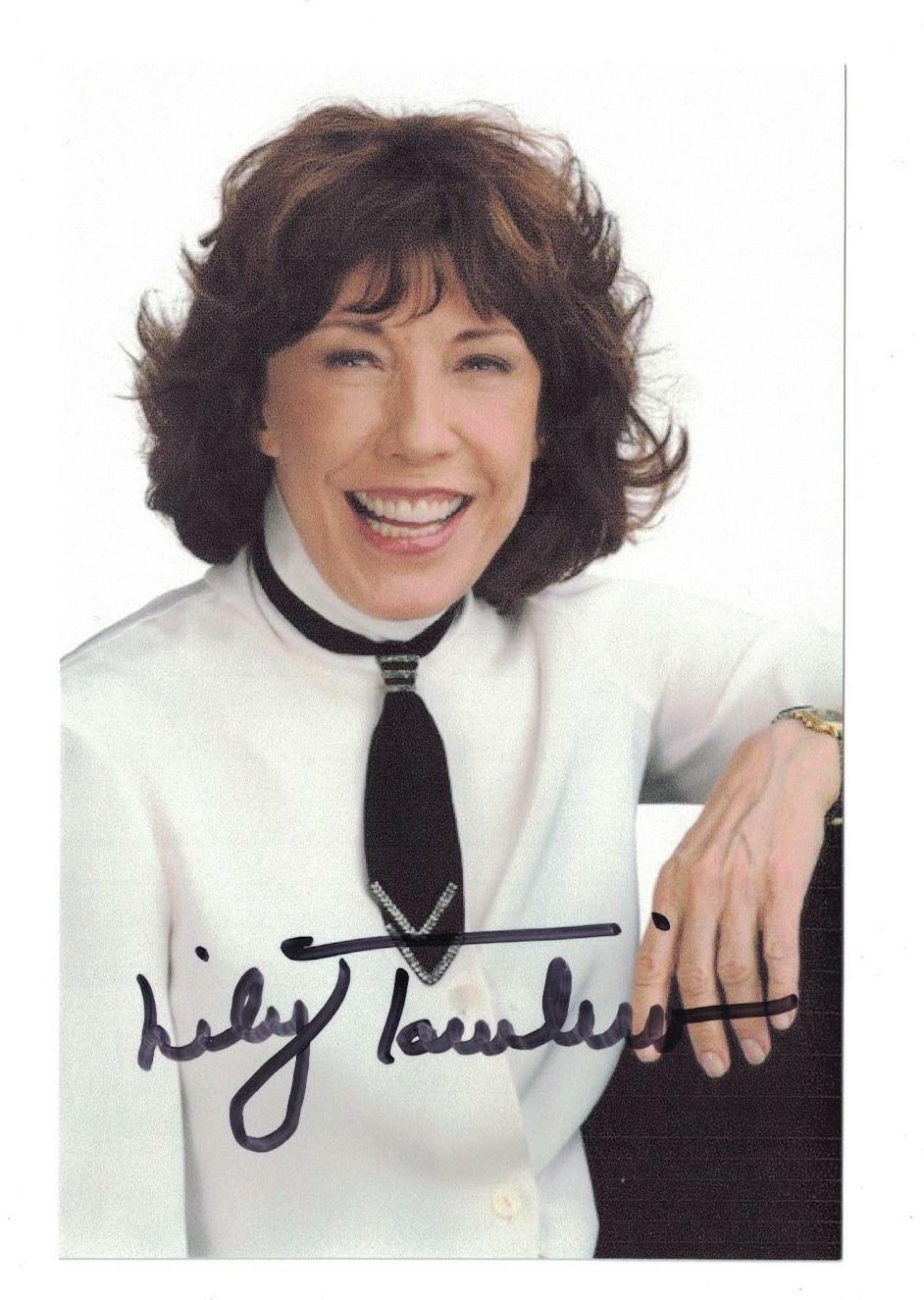 Lily Tomlin Signed Autographed 4x6 Photo Poster painting Actress A