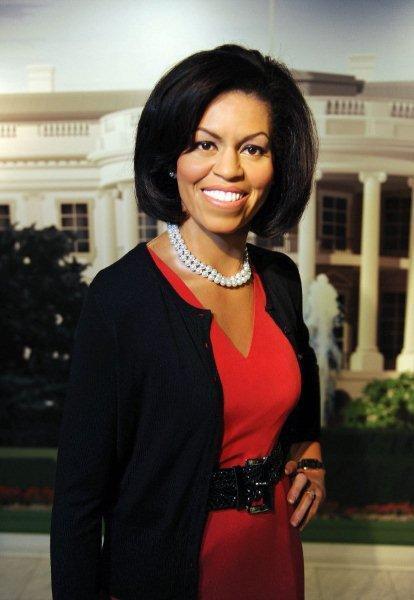 MICHELLE OBAMA President First Lady 8 x 10 Glossy Photo Poster painting