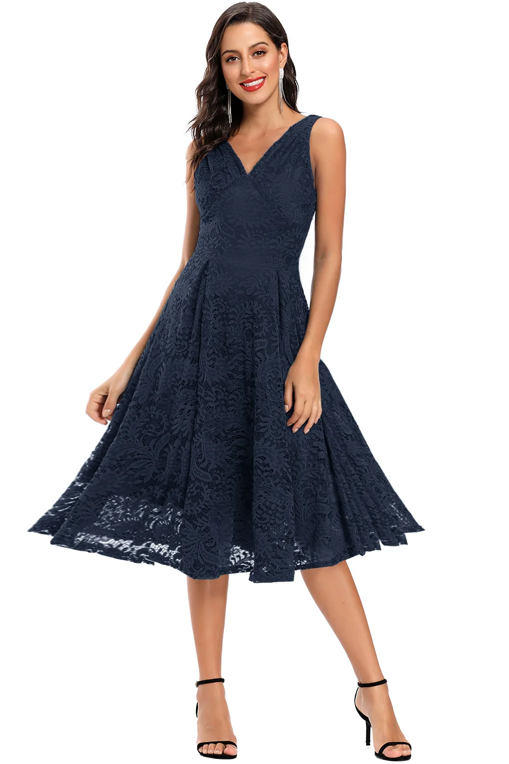 Luluslly V-Neck Sleeveless A-Line Short Lace Dress Mini Party Gowns