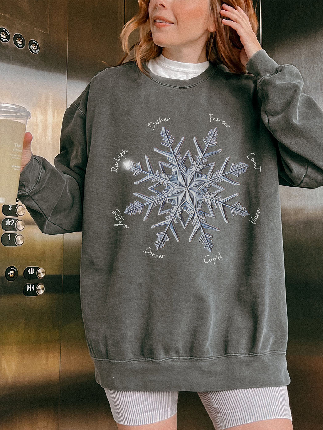 Women's Vintage Snowflake Christmas Sweatshirt Retro Comfort Sweatshirt