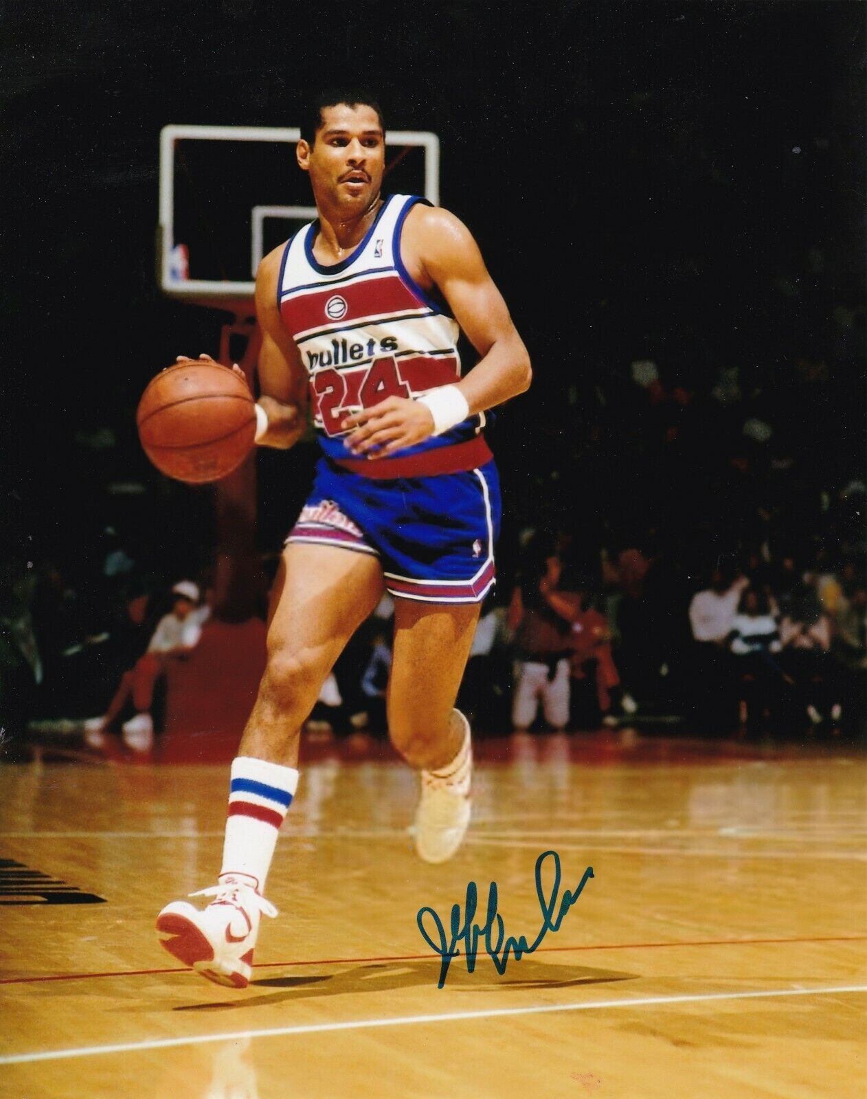 JEFF MALONE WASHINGTON BULLETS ACTION SIGNED 8x10