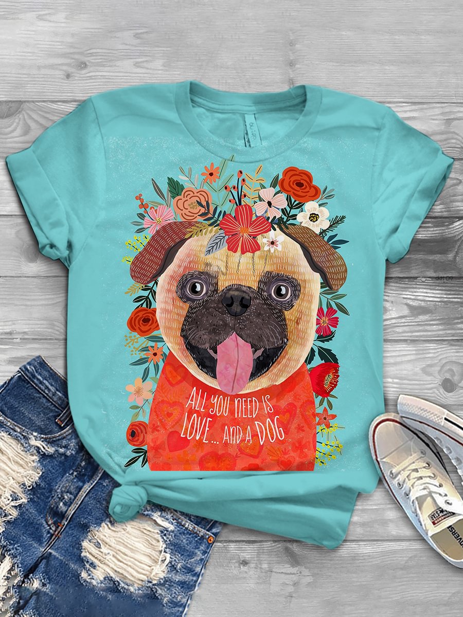 Women's A Cute Pug Print T-shirt
