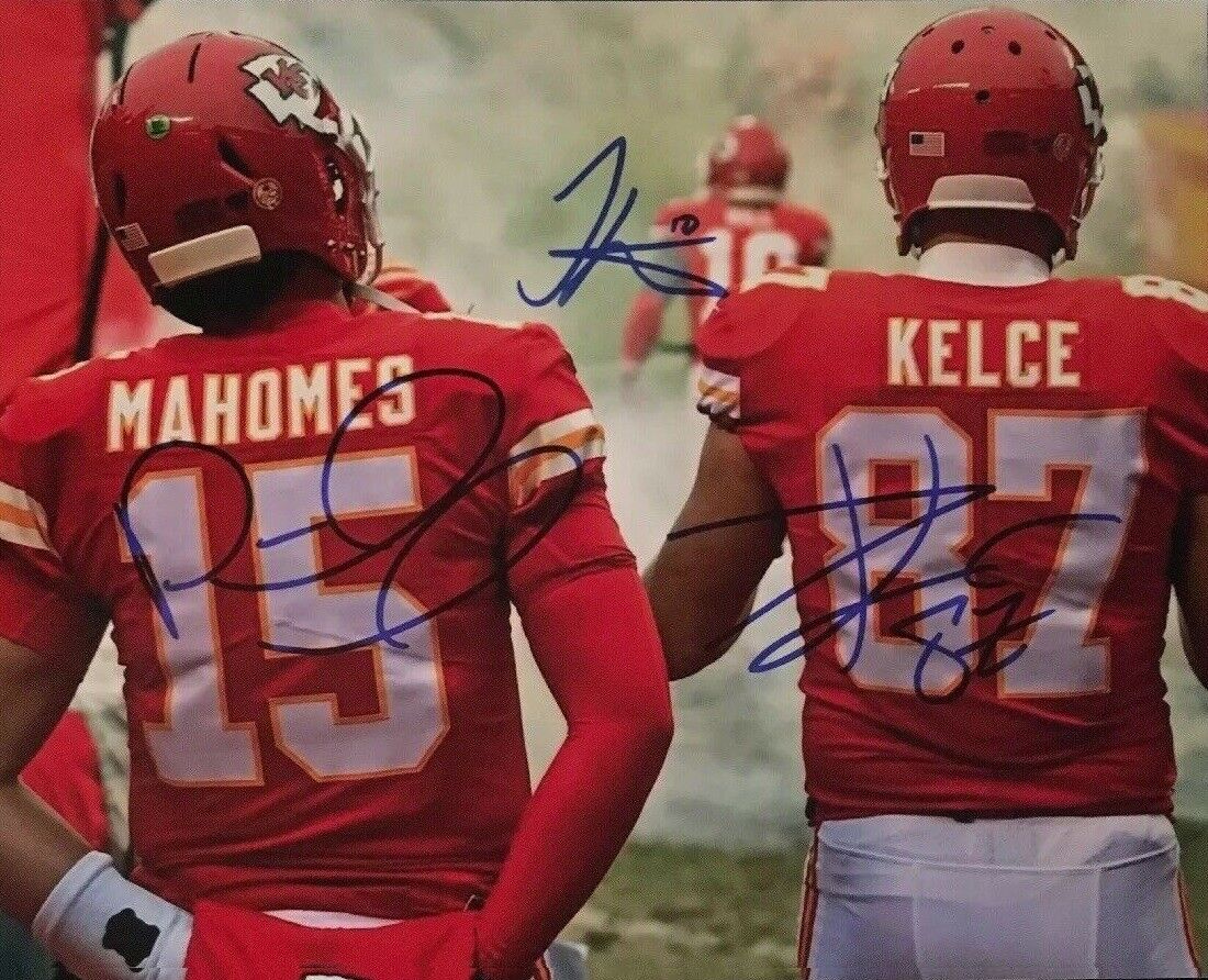 Patrick Mahomes Travis Kelce Hill Autographed Signed 8x10 Photo Poster painting (Chiefs) REPRINT