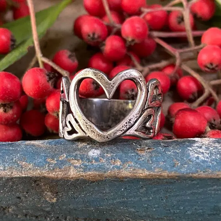 Sterling Silver Open Work Heart Design Band Size 9 3/4
