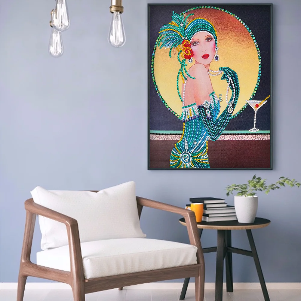 Special Shape Diamond Painting 30*40cm - Noblewoman