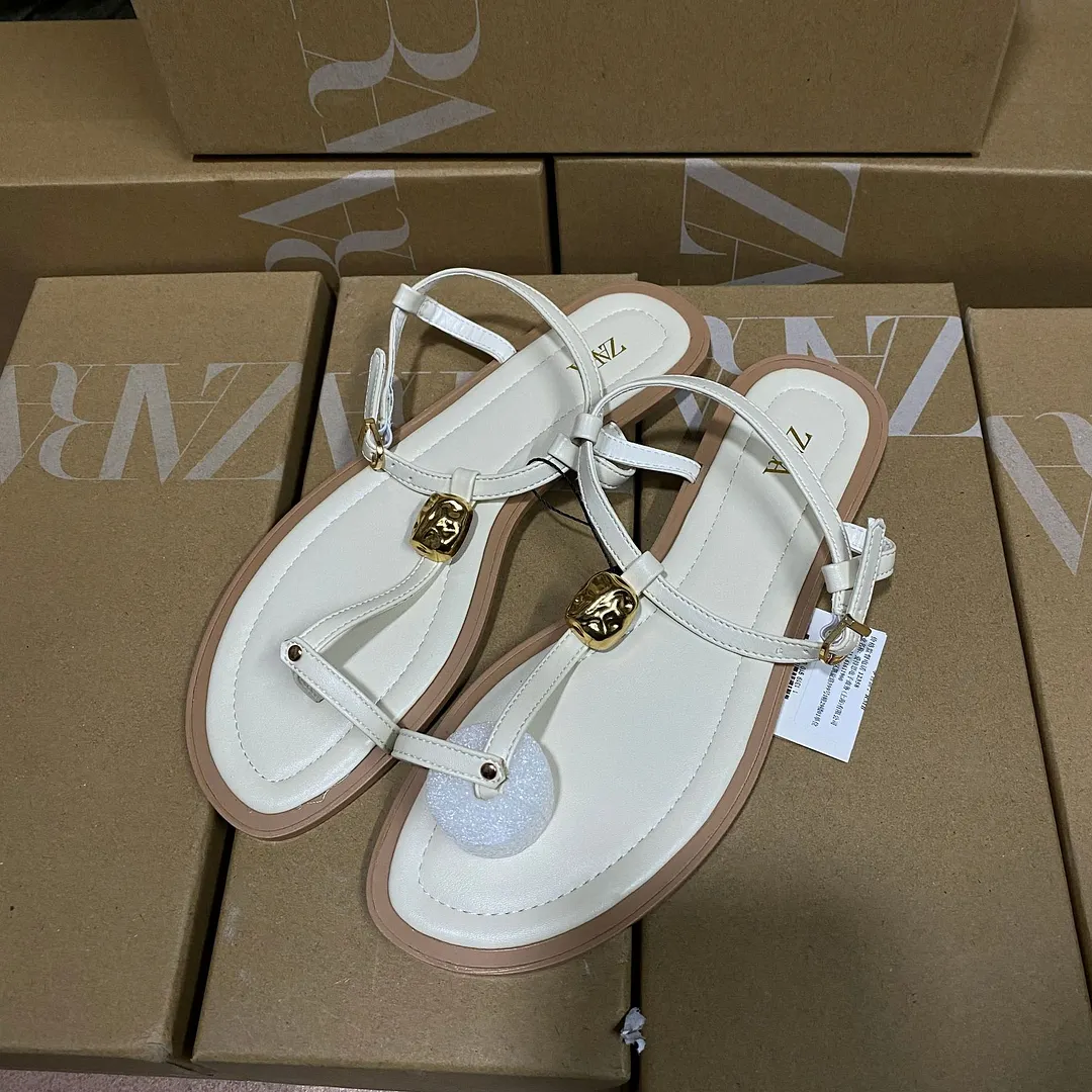 Breakj Breakj Spring New Black And White Round Head Flat Bottom And Fine Heel Head Behind The Word With Women's Shoes
