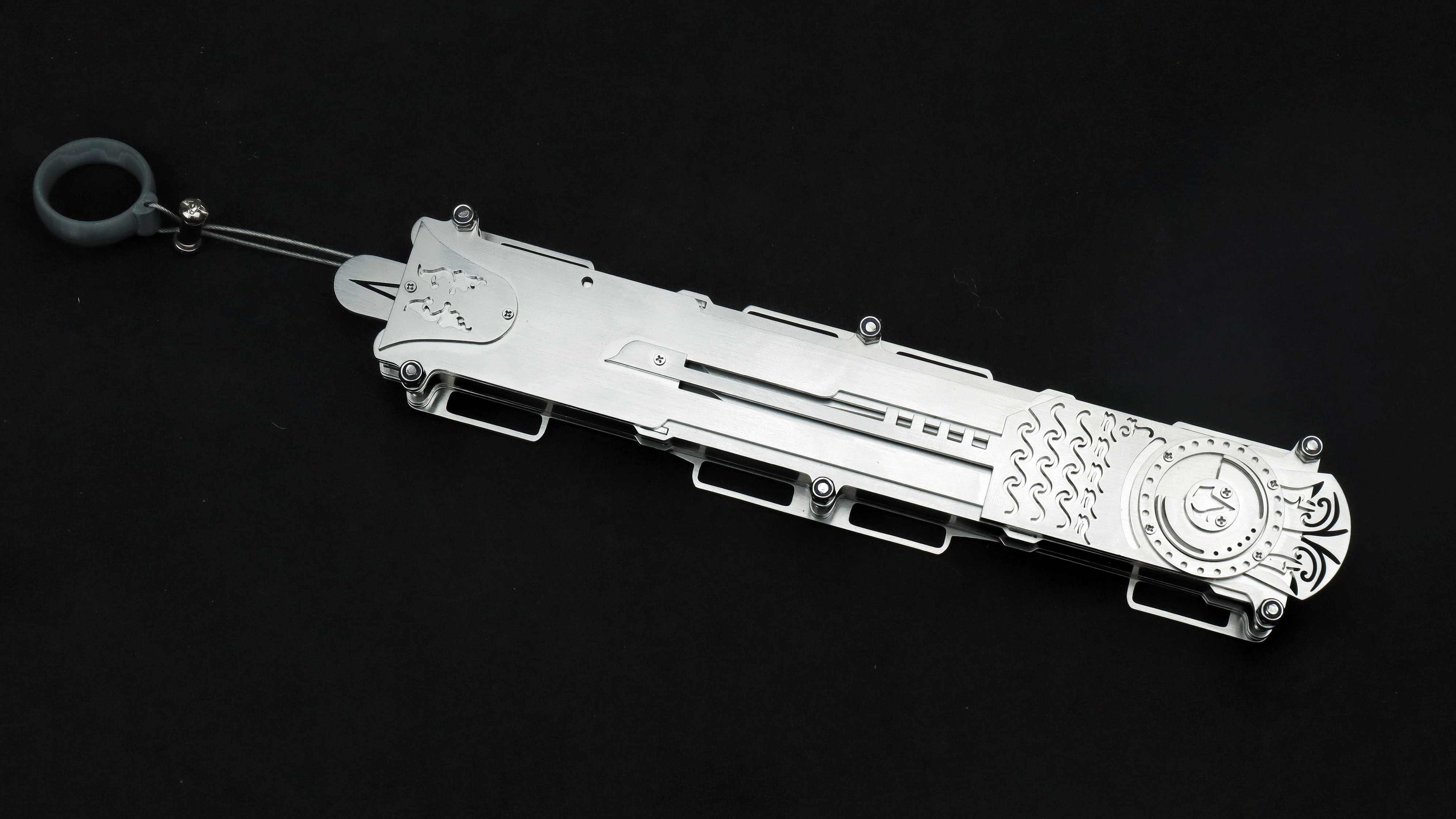 Hidden Blade Assassin's Creed Brotherhood Double Action Hidden Blade image 2