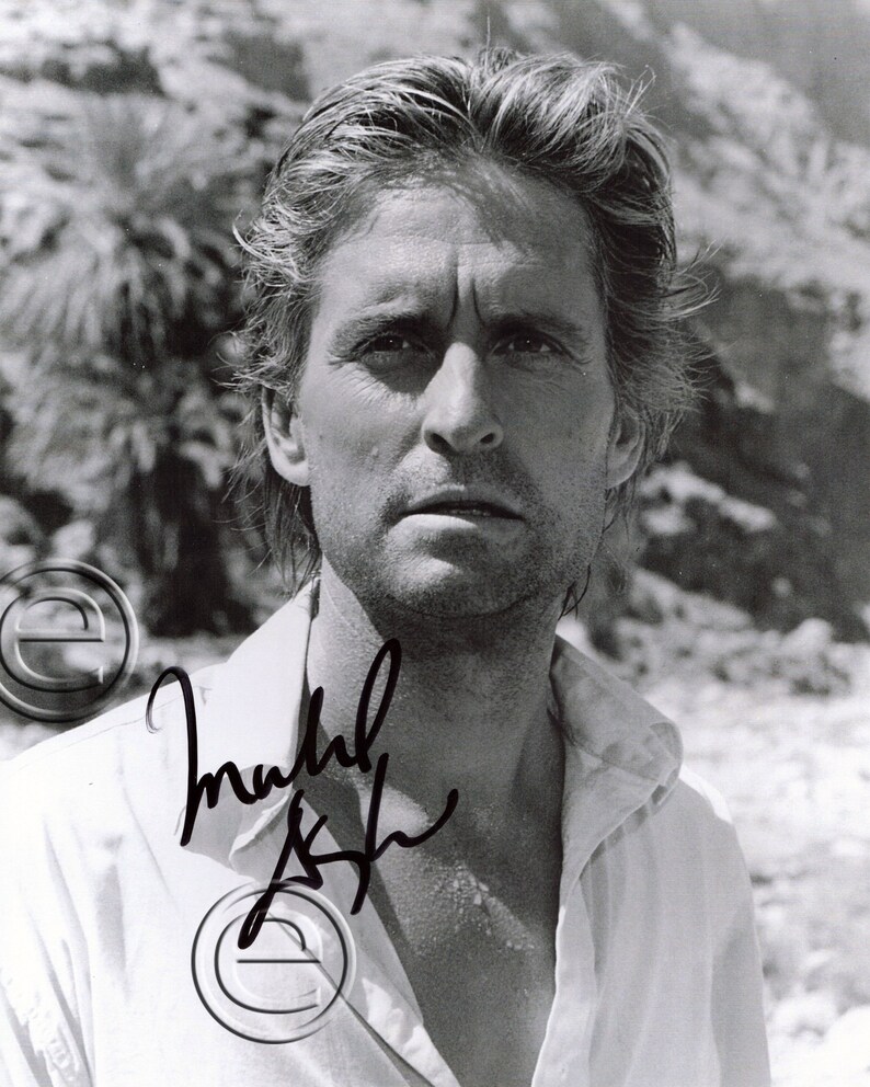 Michael Douglas Autographed Signed Photo Poster painting 8 x 10 print Photo Poster painting picture poster wall art autograph