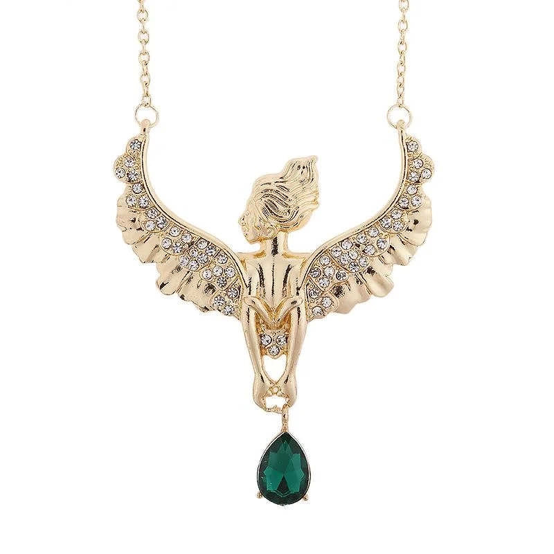 Creative Diamond-encrusted Queen's Angel Wings Emerald Necklace