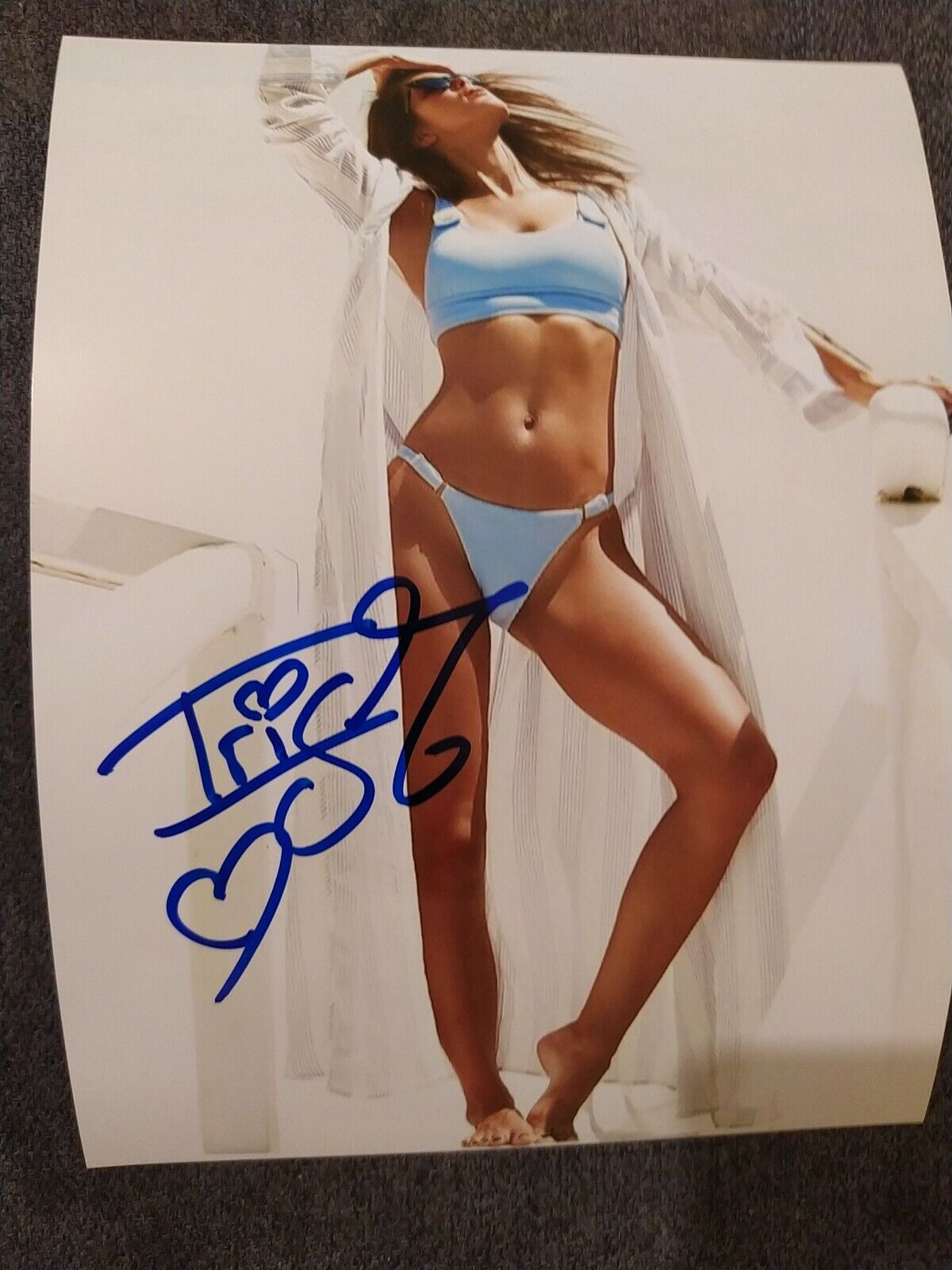 Iris mittenaere autographe signed Autographed Photo Poster painting dédicace