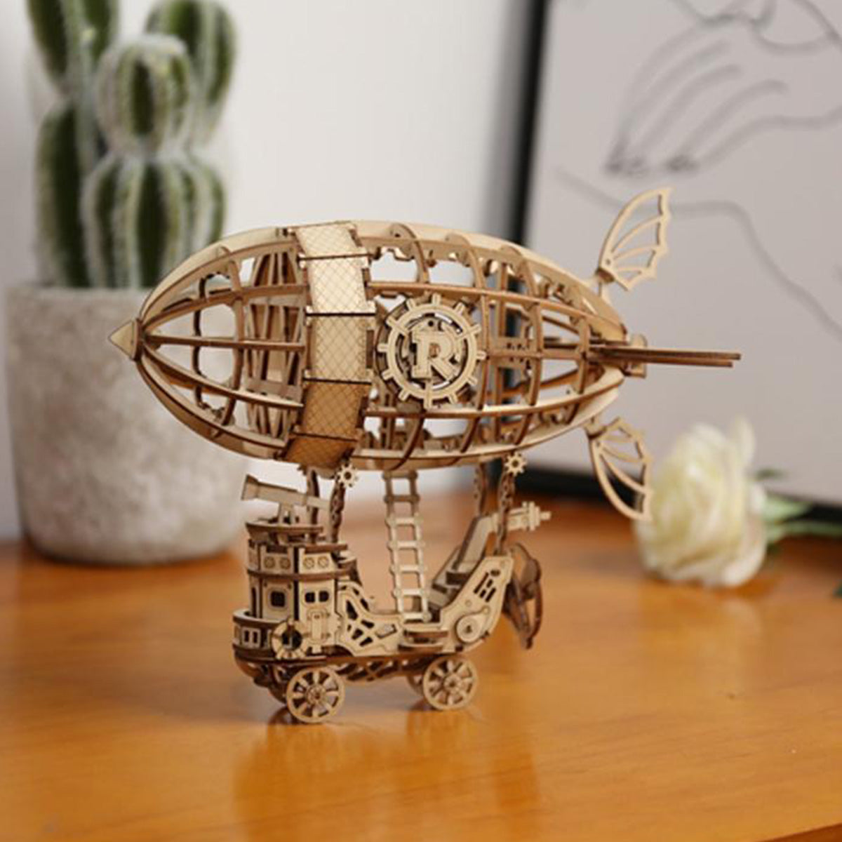 Rolife Airship Model 3D Wooden Puzzle TG407 | Robotime