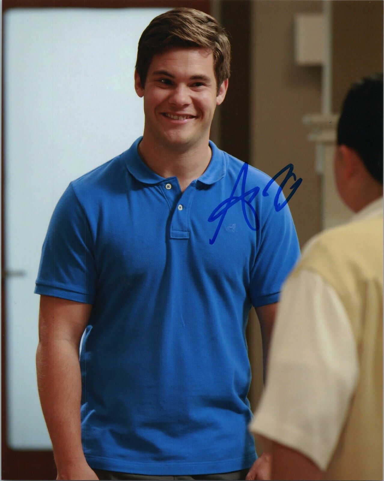 ~~ ADAM DEVINE Authentic Hand-Signed PITCH PERFECT