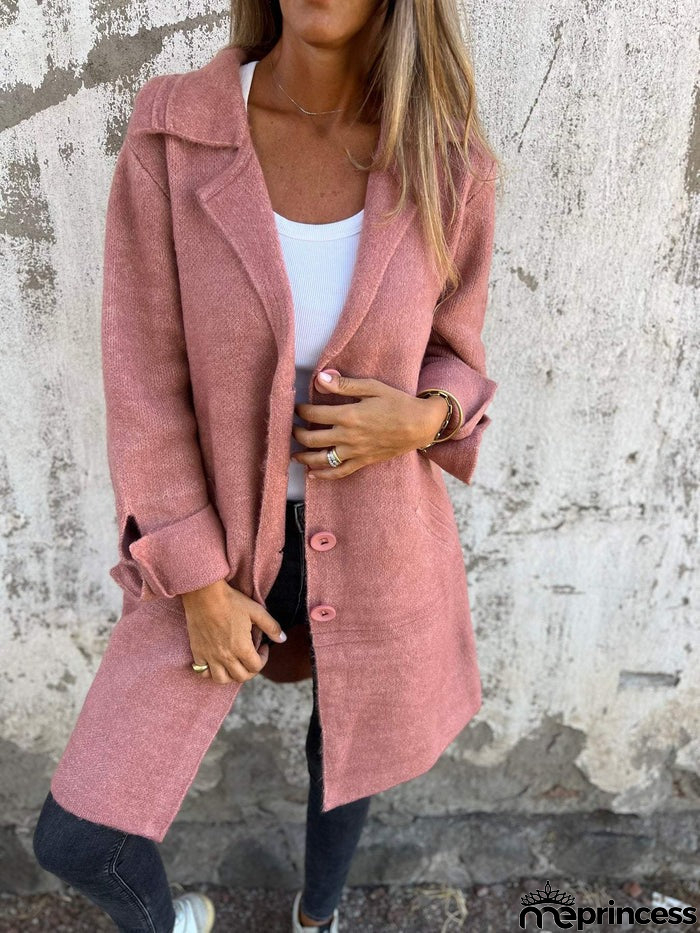 Fashionable and Minimalist Coat