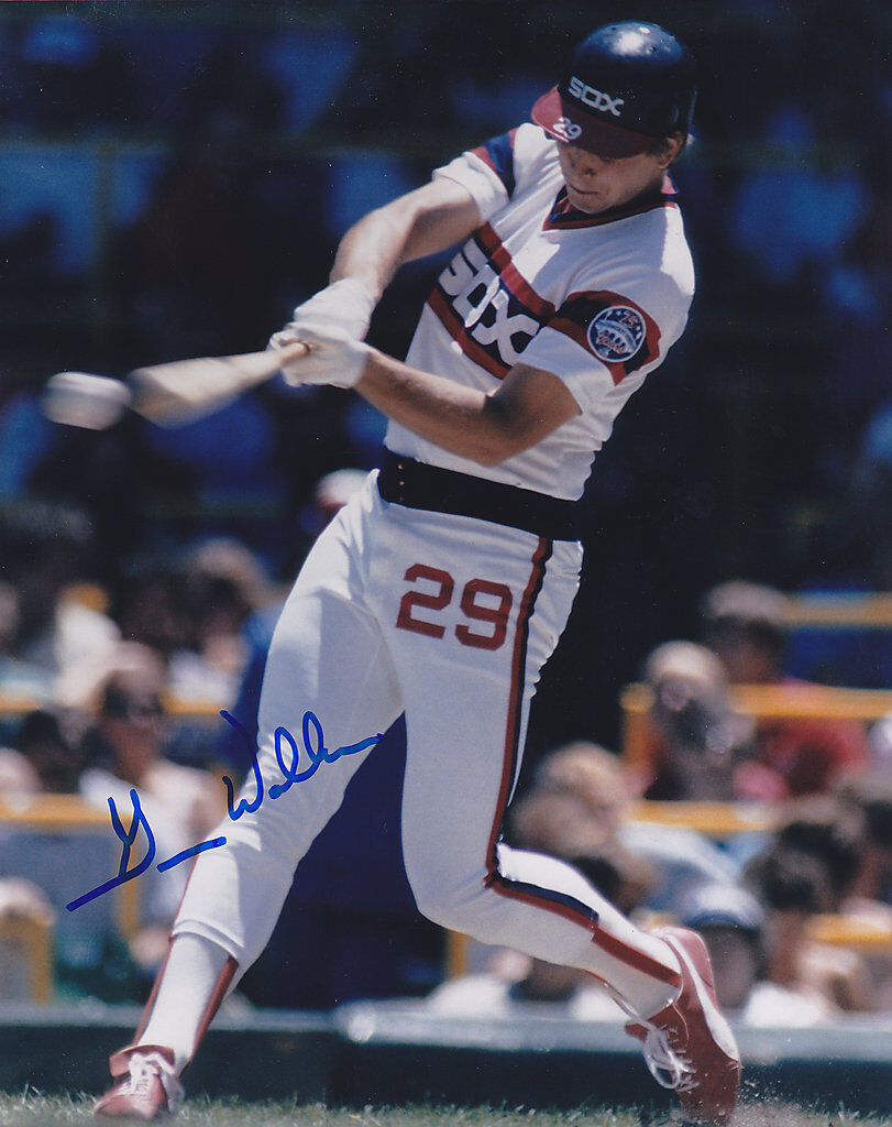 GREG WALKER CHICAGO WHITE SOX ACTION SIGNED 8x10