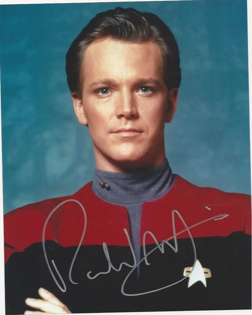 Robert Duncan McNeill - Star Trek VOY signed Photo Poster painting