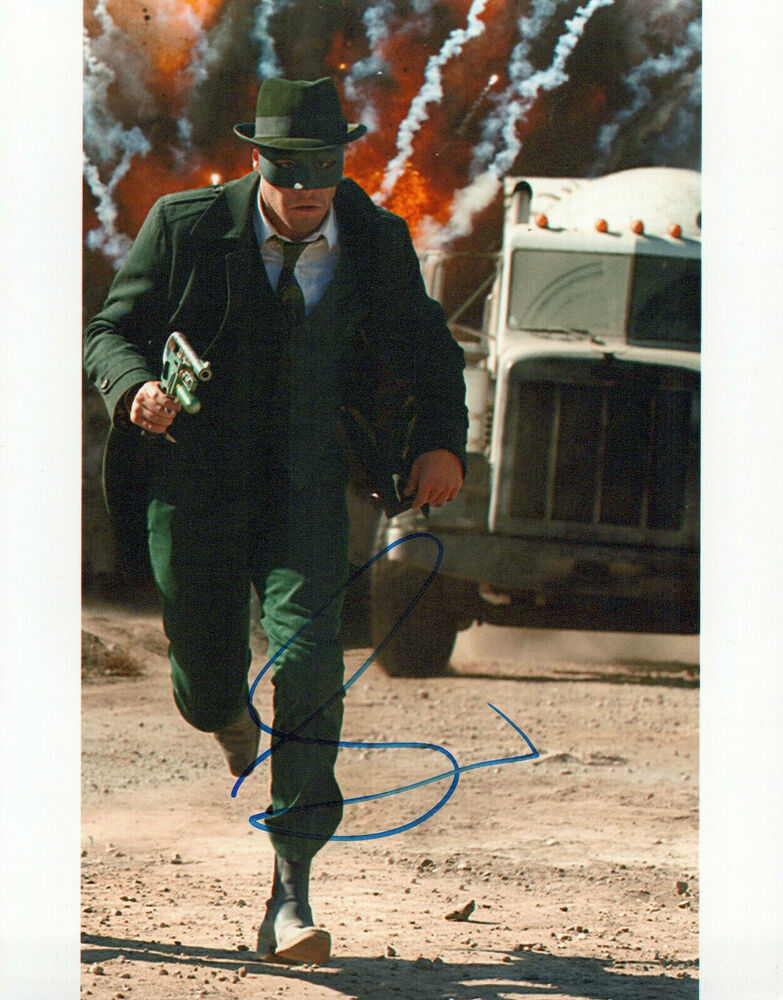 Seth Rogen The Green Hornet autographed Photo Poster painting signed 8x10 #1 Britt Reid