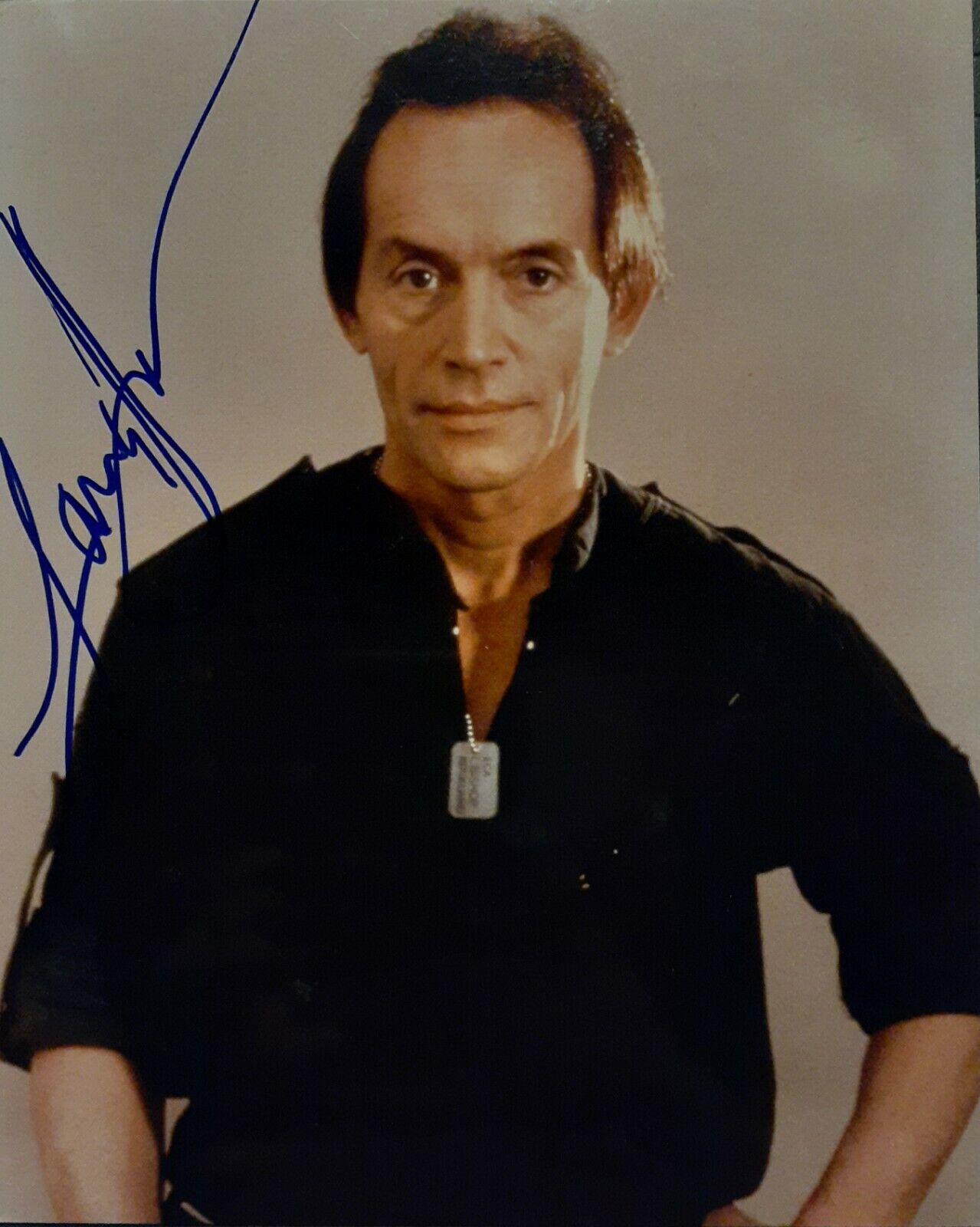 Lance Henriksen signed 8x10