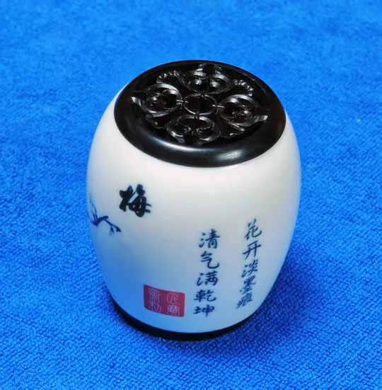 青花瓷工艺，紫光檀木雕，蓝牙音箱，摆件，小音箱